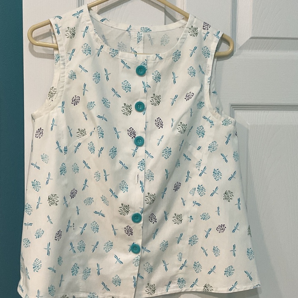 Ladies dragonfly print blouse
